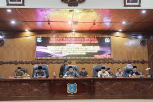 Paripurna DPRD Tanjabbar Dengarkan Pandangan Umum LKPJ Bupati