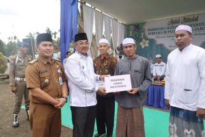 Hadiri Halal Bihalal, Bupati Tanjabbar Sebut Akan Naikan Gaji Perangkat Desa
