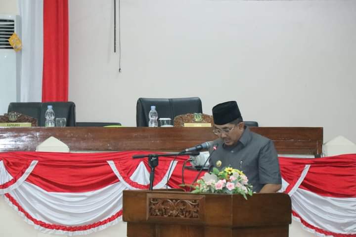 Bupati Tanjabbar Paparkan Kebijakan Umum Serta Prioritas Anggaran 2025 Pada Rapat Paripurna DPRD