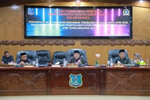 Paripurna DPRD Tanjabbar Penyampaian Bupati Nota Pengantar Rancangan Perubahan KUA dan PPAS APBD TA 2024