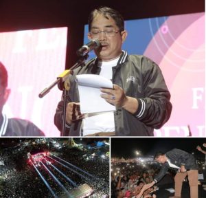 Malam Puncak Festival Pengabuan, Bupati Tanjabbar Hibur Masyarakat Bersama Charly Van Houten