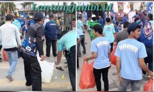 Luar Biasa !! Garda Bangsa PKB, Bersihkan Sampah di Alun-Alun Kualatungkal