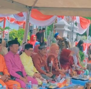 Ketua DPRD Tanjabbar Hadiri Kemeriahan Pawai Budaya dan Pembangunan