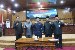 Gelar Paripurna, DPRD Tanjabbar Tetapkan Pimpinan