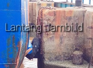Fender Pelabuhan Roro Gunakan Ban Bekas, Kadishub Sebut Dana Tak Cukup Untuk Lakukan Perbaikan 