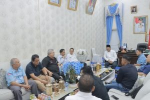 Kembangkan Energi Hijau dari Sampah dan Matahari, Bupati Tanjabbar Audensi Bersama Calon Investor 