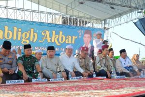 Ketua DPRD Hadiri Tablig Akbar Bersama UAS, Jadi Momen Spiritual Bersejarah di Kuala Tungkal