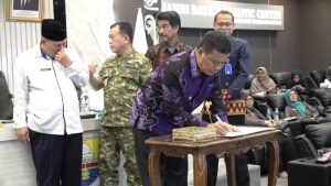 Katamso Hadiri Launching dan Penandatanganan Komitmen Pembangunan Kependudukan Provinsi Jambi 2025-2029