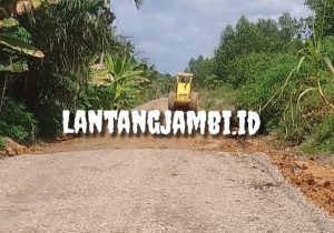 Hingga Akhir Desember, Proyek Peningkatan Jalan Tanjung Senjulang Belum Selesai Dikerjakan