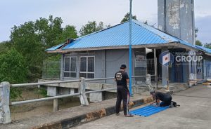Tingkatkan Pelayanan, Plt Kadishub Perbaiki Kerusakan Kantor Pelabuhan Roro Kualatungkal 