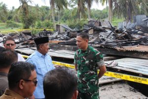 Bupati Anwar Sadat Tinjau Lokasi Kebakaran Asrama Pesantren Al Baqiyatus Shalihat