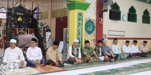 Pemkab Tanjabbar dan UNJA Peringati Nuzulul Qur’an di Masjid Raya Al-Muttaqin