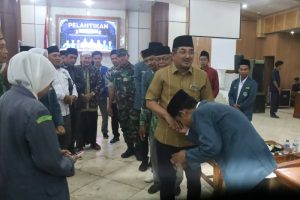Dorong Lahirnya Generasi Muda Berakhlak dan Cerdas, Bupati Anwar Sadat Hadiri Pelantikan IPNU-IPPNU Tanjabbar 